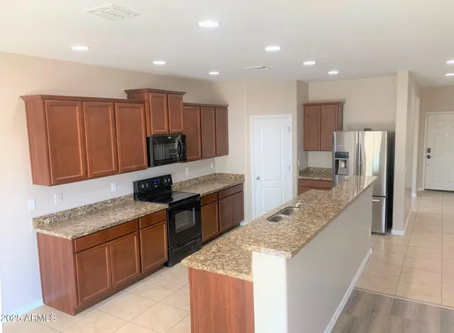 $2,095 | 5085 South 243rd Drive, Buckeye, AZ 85326