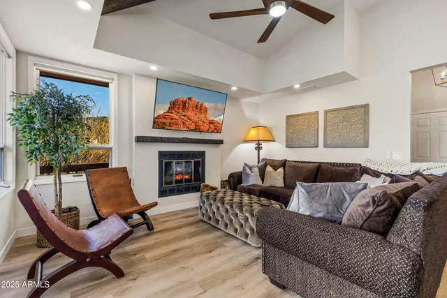$1,050,000 | 4 Running Springs Drive, Unit 90, Sedona, AZ 86351