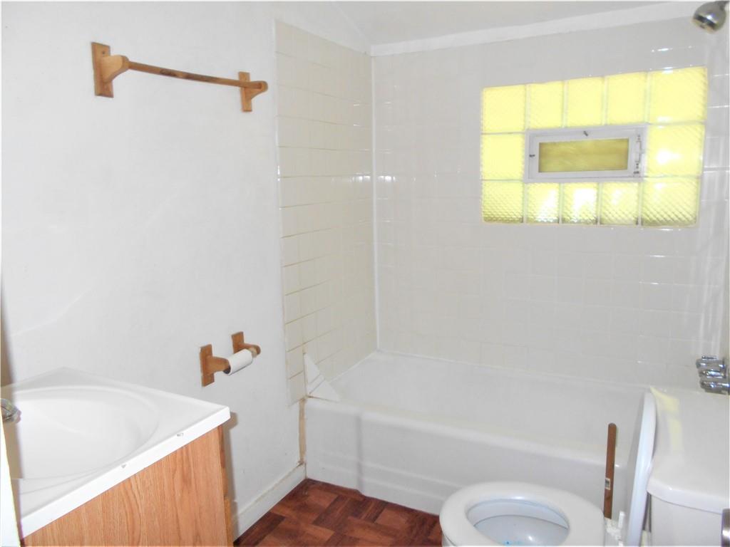 492-494 Long Road Pittsburgh, PA 15235 - Photo 8 of 11 Gallery Image 8
