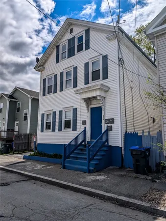 $1,800 | 278 Sayles Street, Unit 2, Providence, RI 02905
