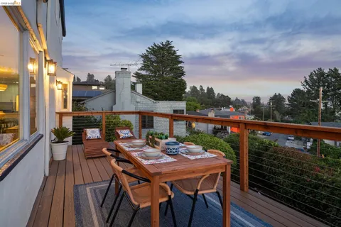 $1,499,000 | 708 Grizzly Peak Boulevard, Berkeley, CA 94708