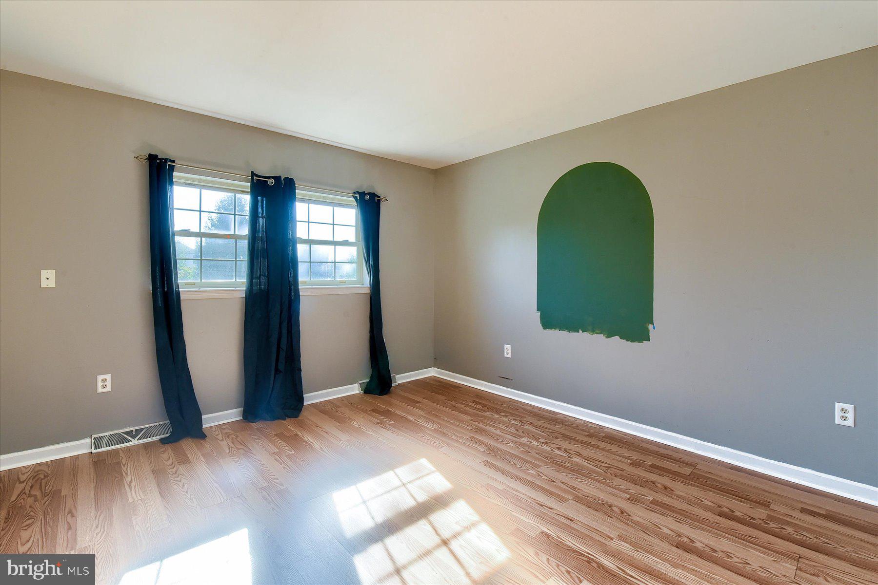 2912 Rainbow Road Dover, PA 17315 - Photo 21 of 28 Gallery Image 21