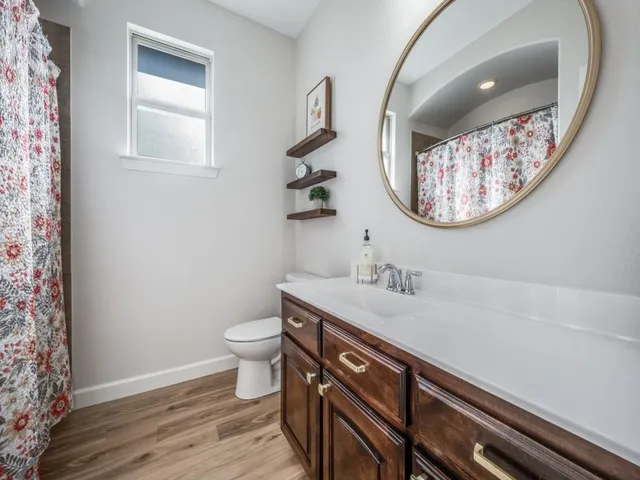 $425,000 | 200 Oakmont Drive, Argyle, TX 76226