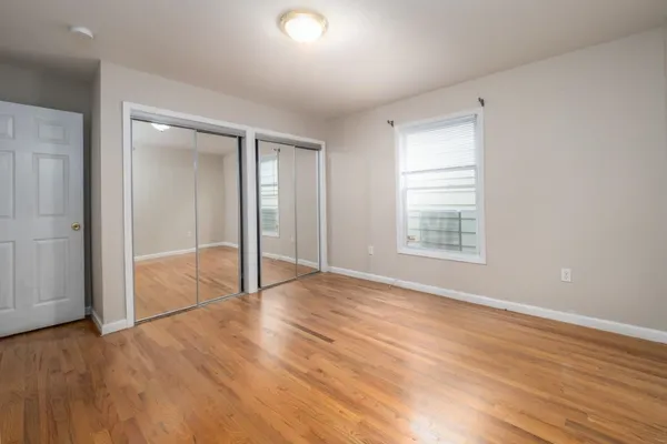 $2,800 | 355 West Side Avenue, Unit 2, Jersey City, NJ 07305