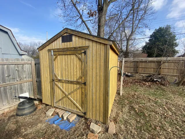 a view of a front door and small garden