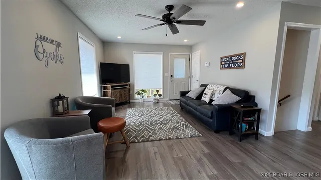 $520,000 | 26838 Edgewater Drive, Barnett, MO 65011