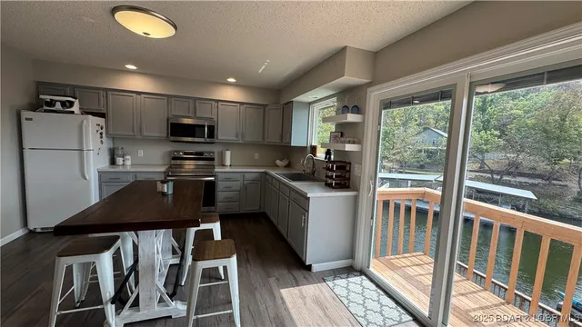 $520,000 | 26838 Edgewater Drive, Barnett, MO 65011