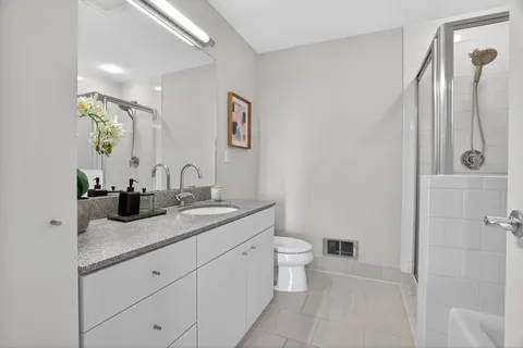 $959,000 | 25 Channel Center Street, Unit 1107, Boston, MA 02210