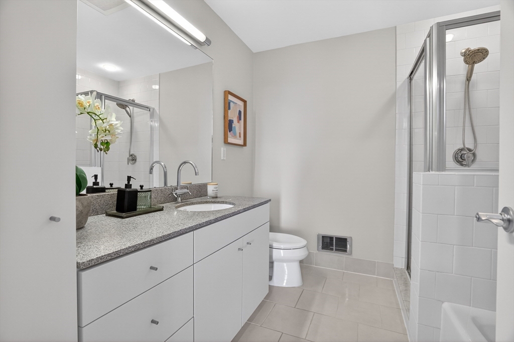 25 Channel Center Street, Unit 1107 Boston, MA 02210 - Photo 21 of 36