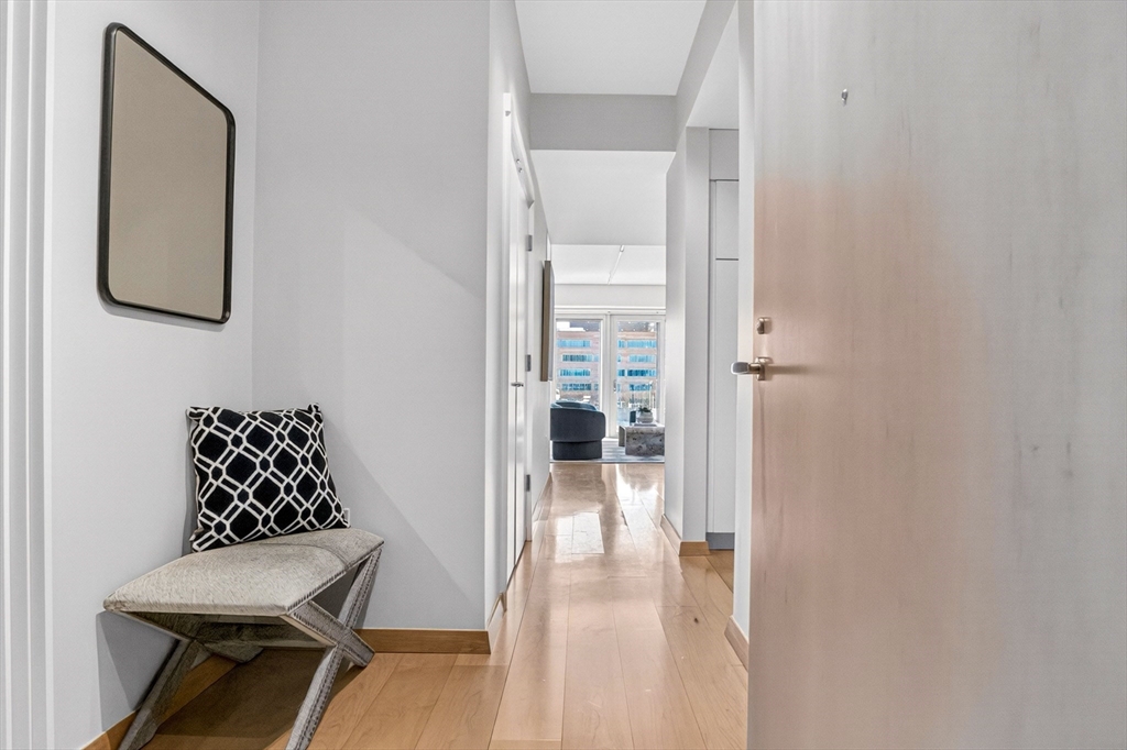 25 Channel Center Street, Unit 1107 Boston, MA 02210 - Photo 24 of 36