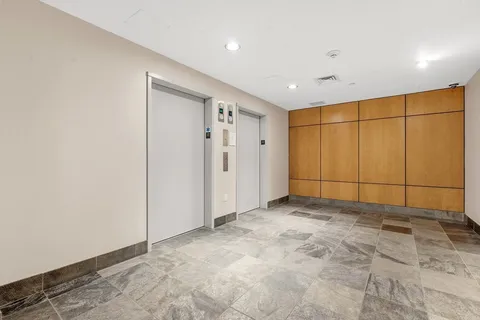 $959,000 | 25 Channel Center Street, Unit 1107, Boston, MA 02210