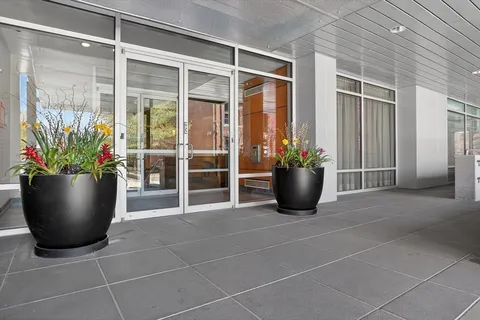 $959,000 | 25 Channel Center Street, Unit 1107, Boston, MA 02210