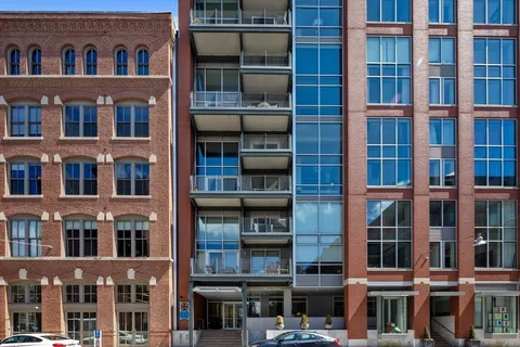 $959,000 | 25 Channel Center Street, Unit 1107, Boston, MA 02210