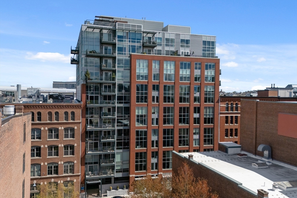 25 Channel Center Street, Unit 1107 Boston, MA 02210 - Photo 34 of 36