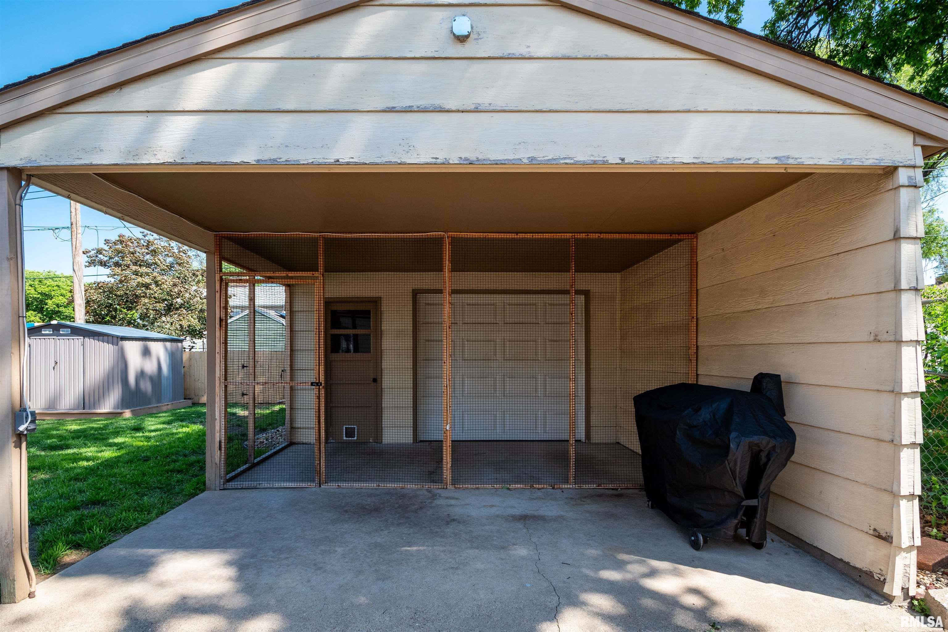 1007 Chestnut Street Pekin, IL 61554 - Photo 7 of 38
