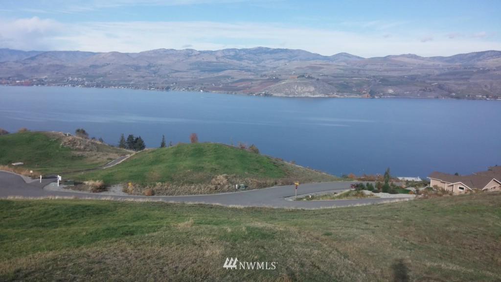 153 Clos Chevalle Road Chelan, WA 98816 - Photo 1 of 6 Gallery Image 1