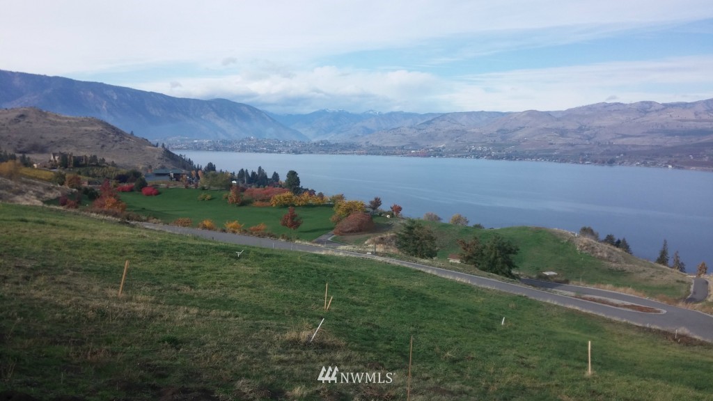 153 Clos Chevalle Road Chelan, WA 98816 - Photo 2 of 6 Gallery Image 2
