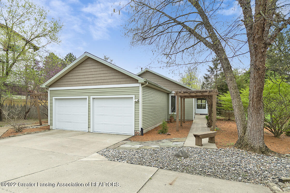 1595 Hatch Road Okemos, MI 48864 - Photo 1 of 37 Exterior Front