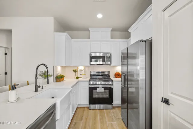 $300,950 | 15249 Gauge Court, El Paso, TX 79938