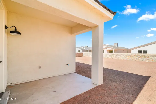 $300,950 | 15249 Gauge Court, El Paso, TX 79938