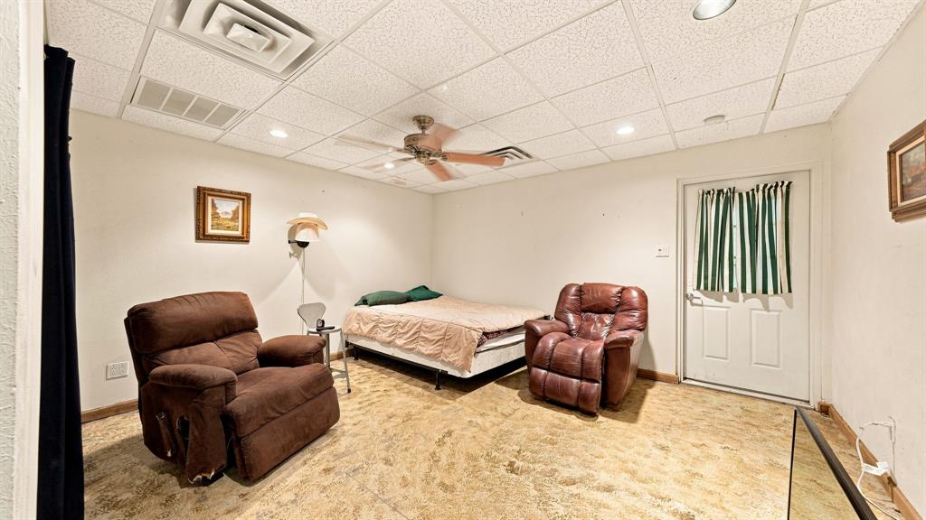 11918 Riek Road Krum, TX 76249 - Photo 35 of 39 Gallery Image 35