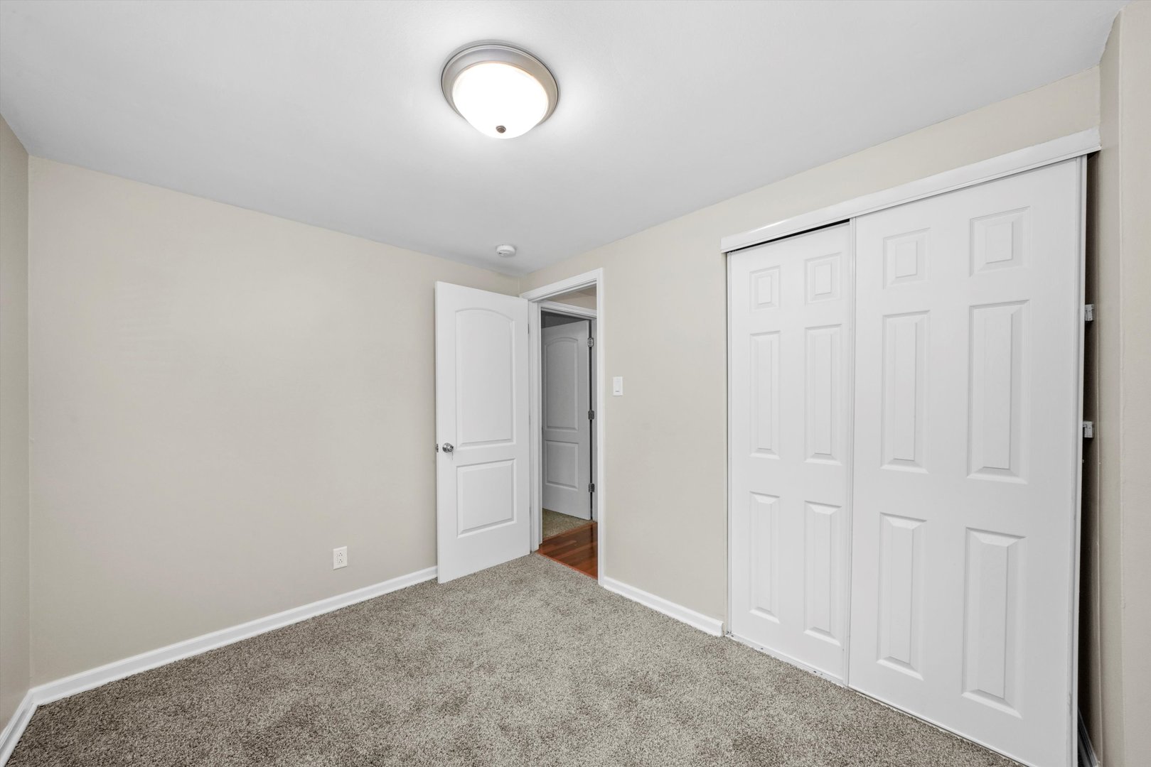 300 Hadleigh Road Bolingbrook, IL 60440 - Photo 24 of 45 an empty room with closet area