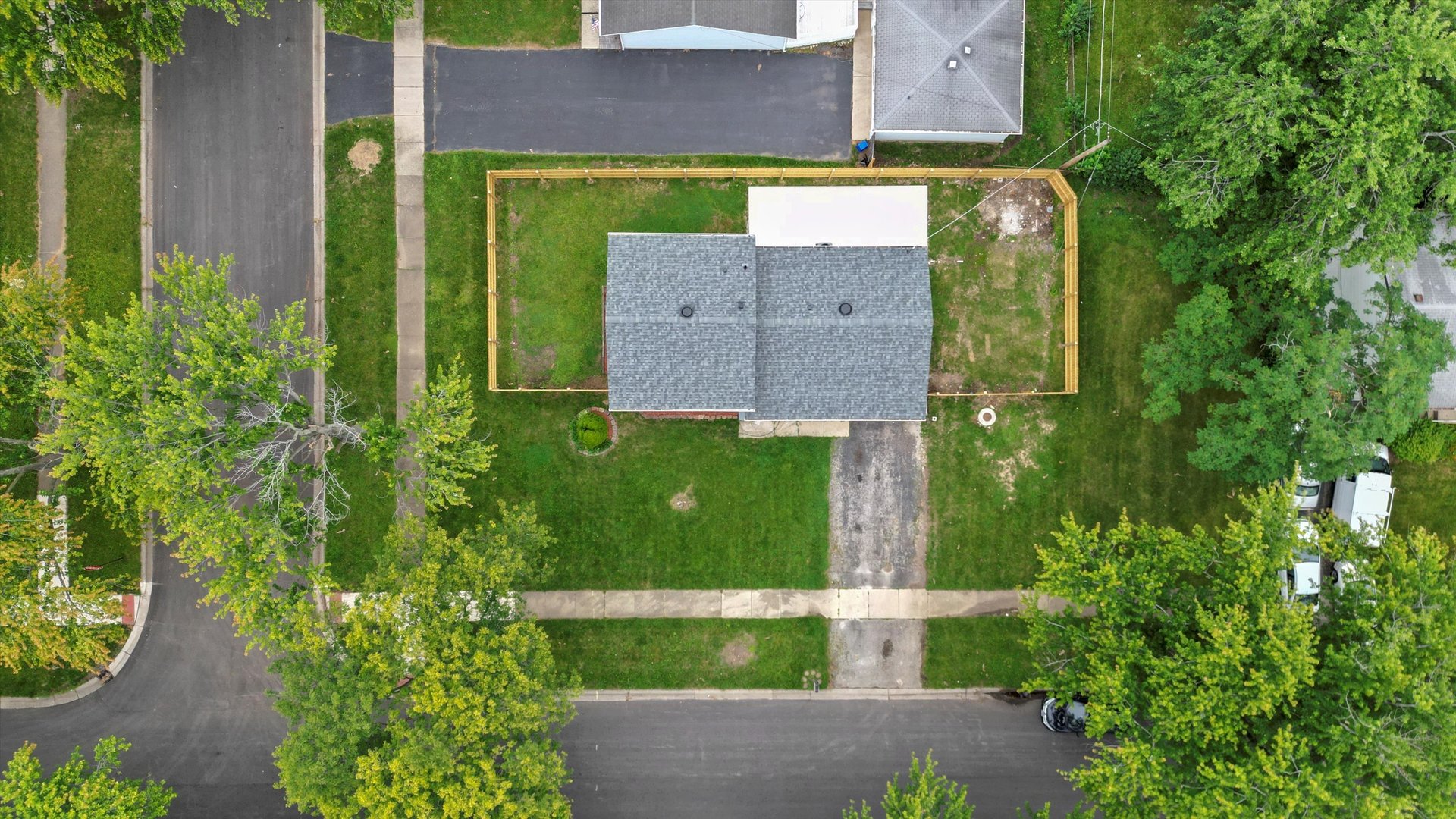 300 Hadleigh Road Bolingbrook, IL 60440 - Photo 43 of 45 an aerial view of a house