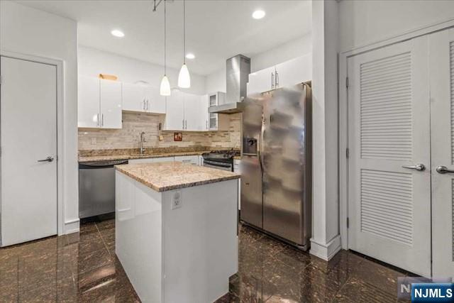 310 Cliff Lane, Unit 1H Cliffside Park, NJ 07010 - Photo 3 of 17