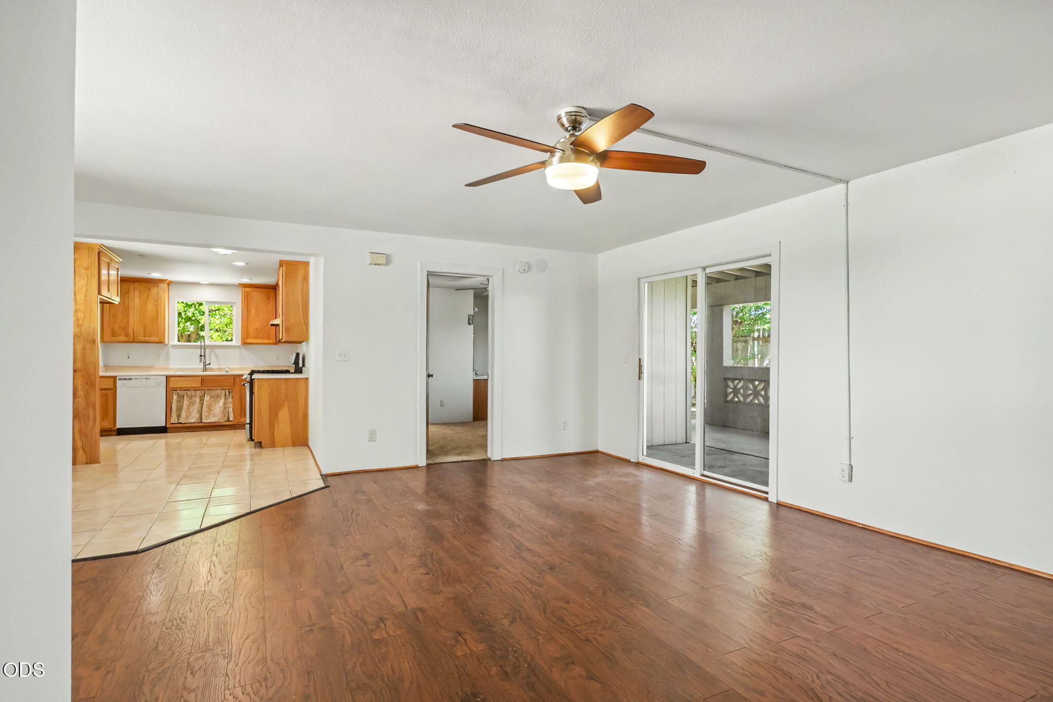 5595 Table Rock Road Central Point, OR 97502 - Photo 23 of 43