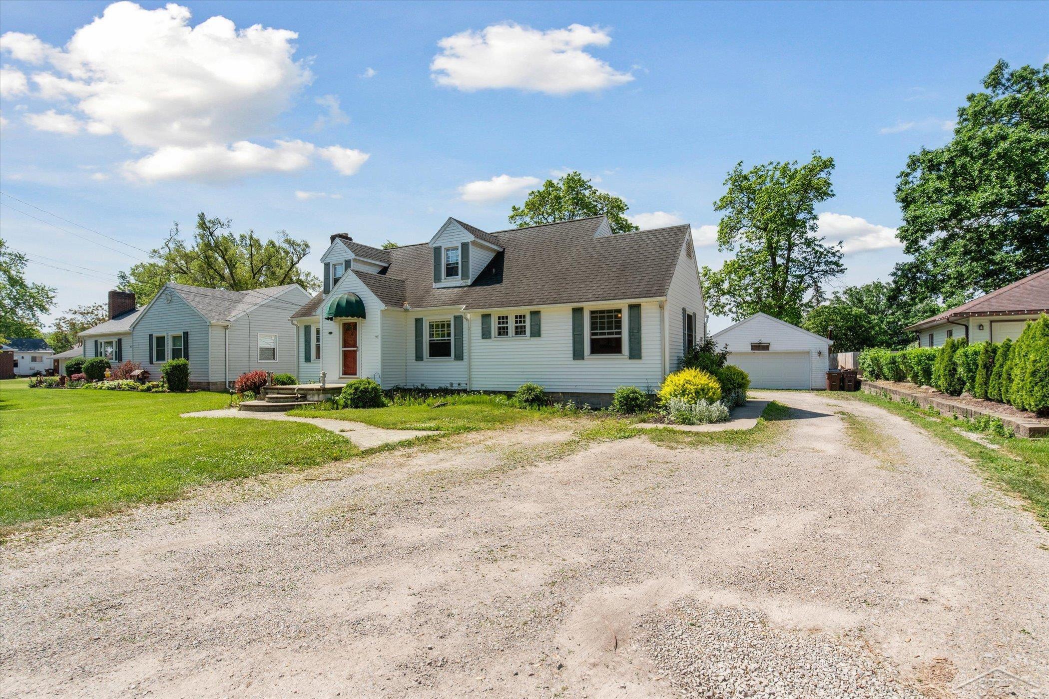 3189 North Custer Road Monroe, MI 48162 - Photo 2 of 72