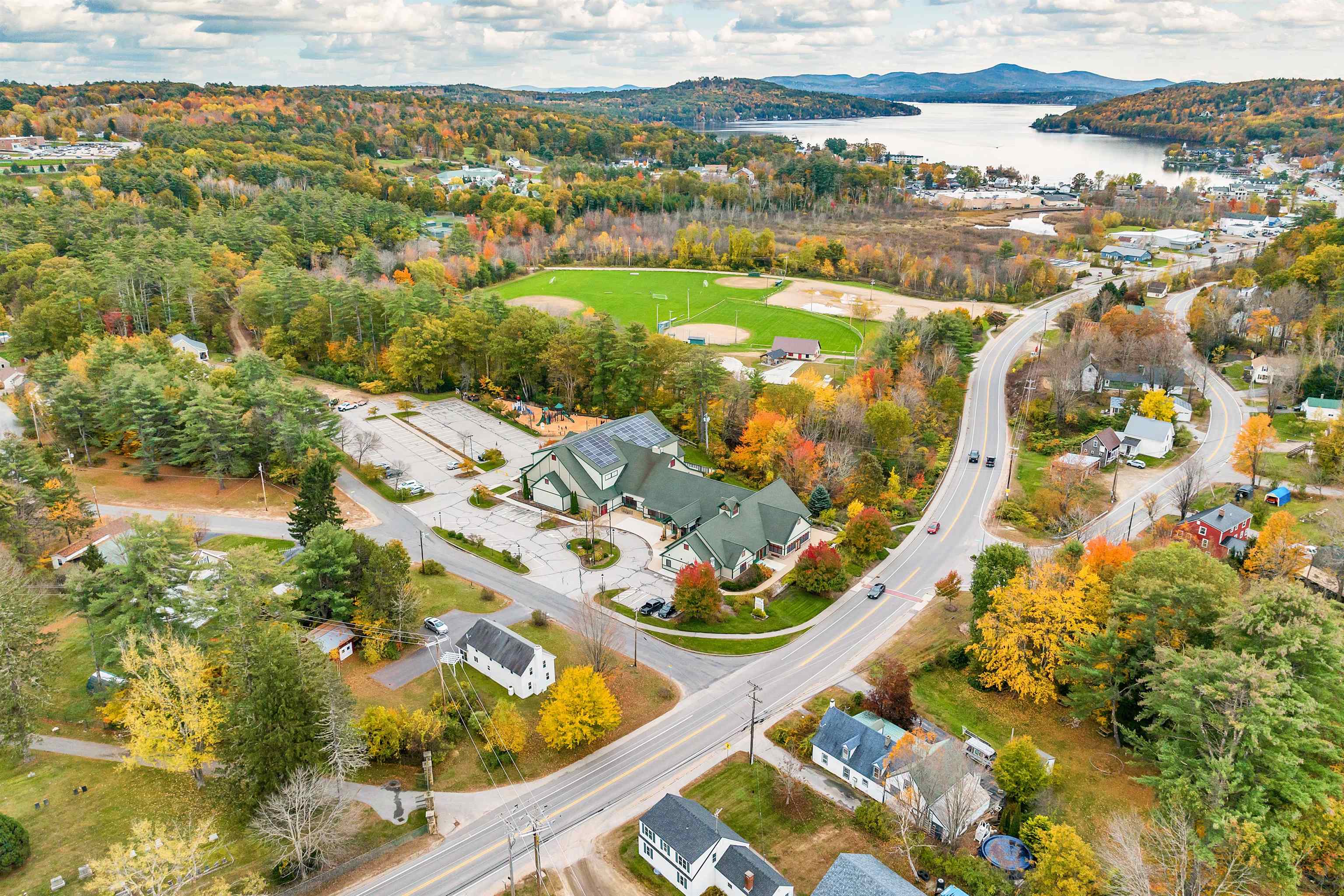 28 Circle Drive Meredith, NH 03253 - Photo 15 of 26