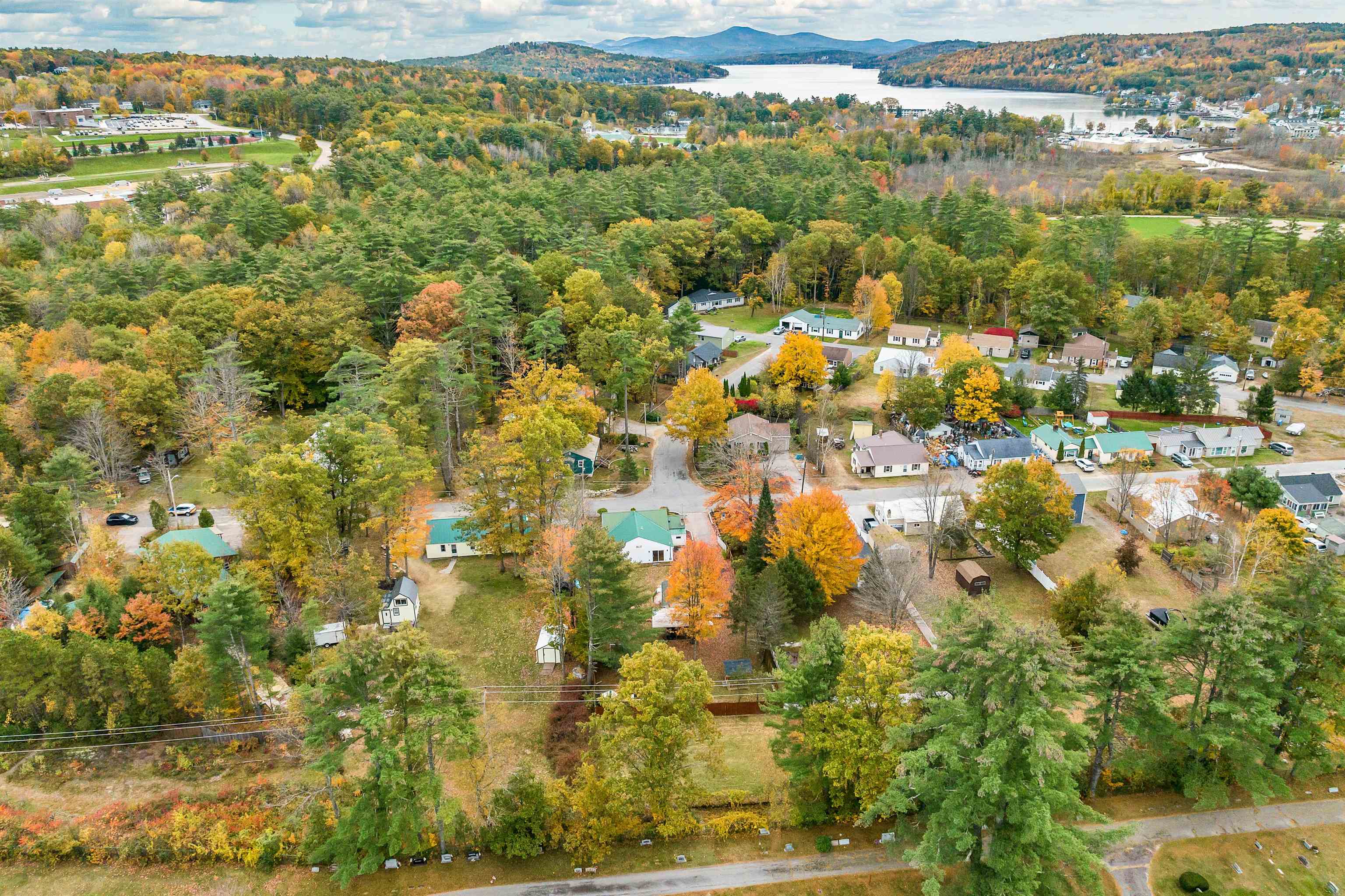 28 Circle Drive Meredith, NH 03253 - Photo 16 of 26