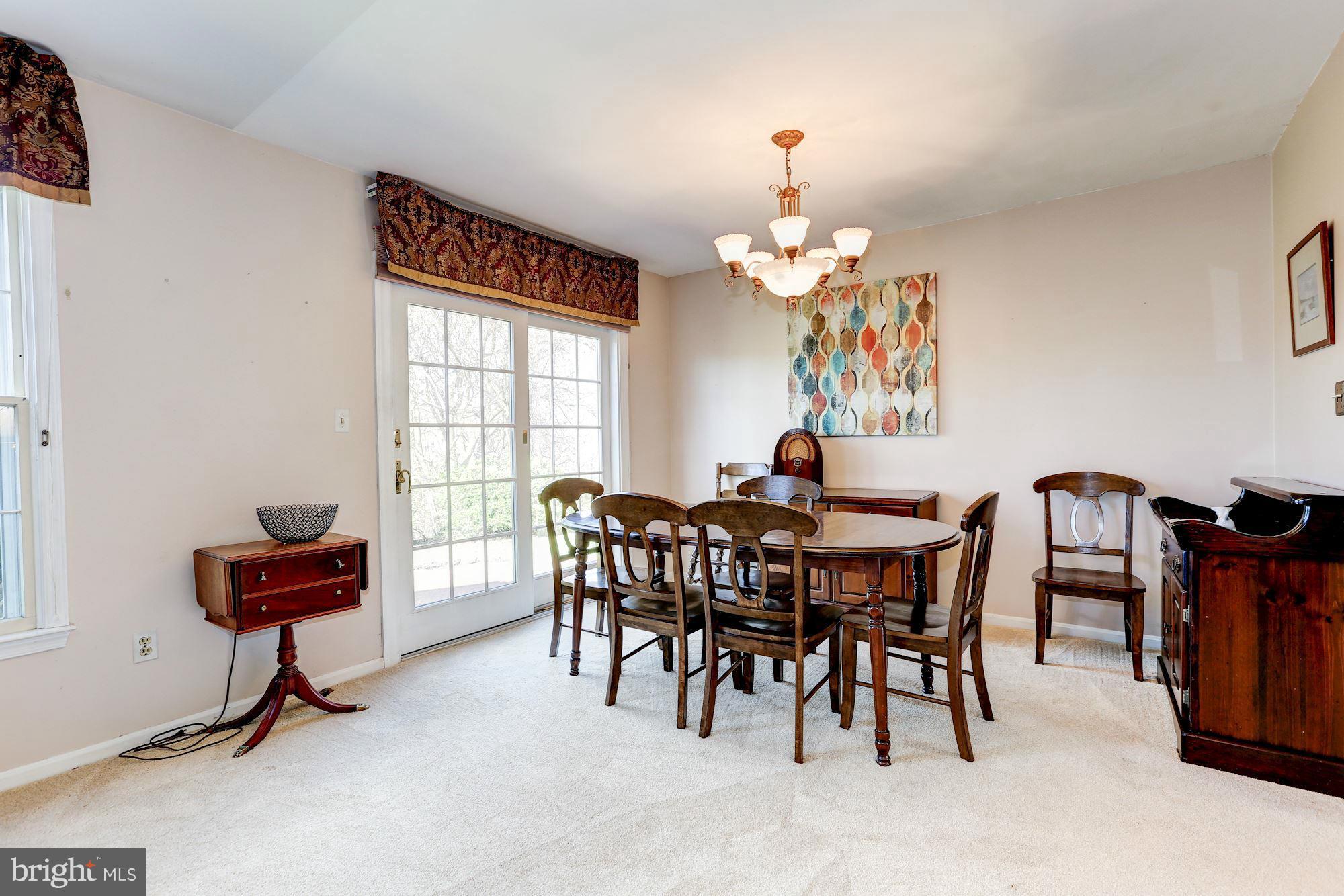 23 Redding Ridge Drive Gaithersburg, MD 20878 - Photo 12 of 29 Dining Room