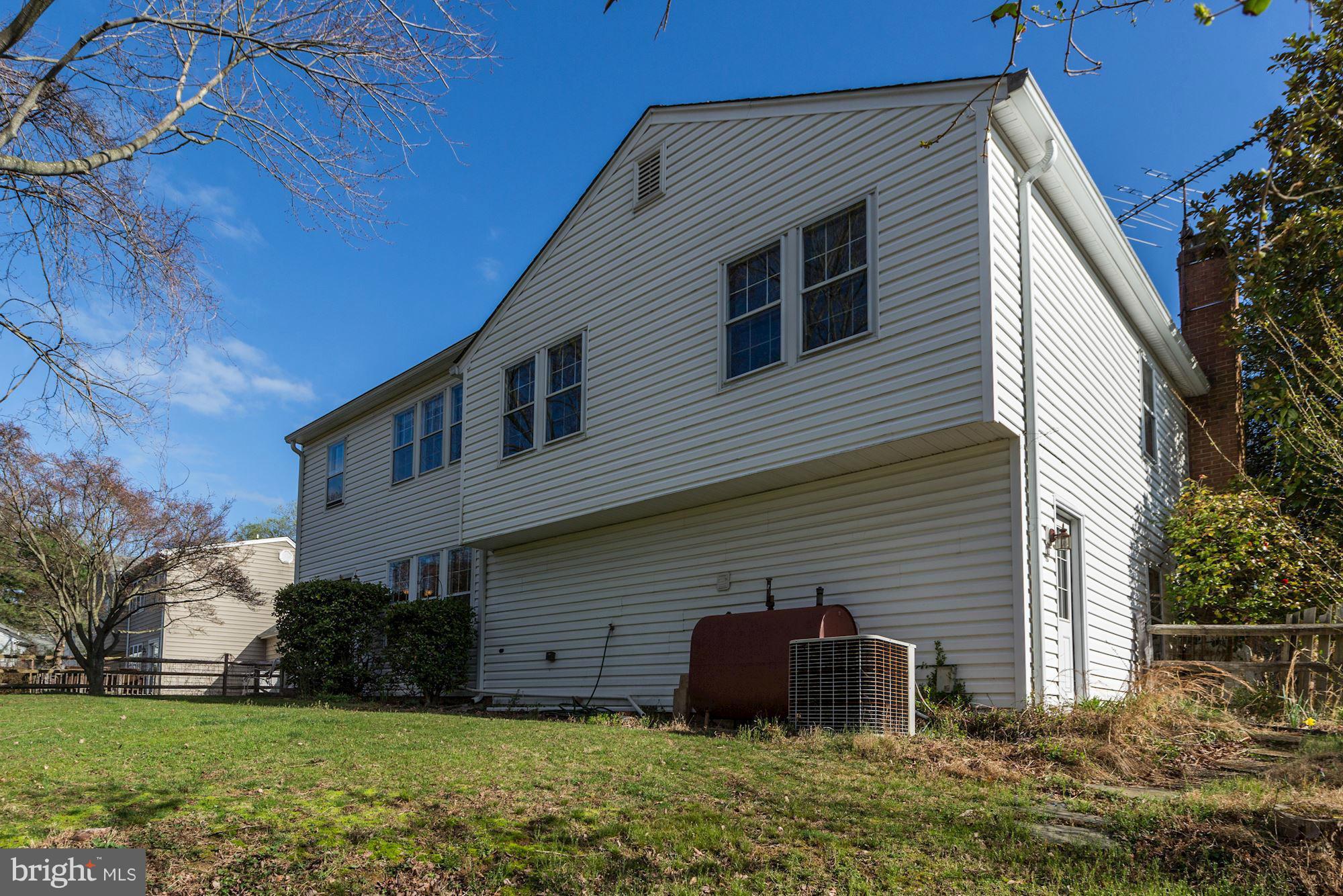 23 Redding Ridge Drive Gaithersburg, MD 20878 - Photo 29 of 29 Exterior (Rear)