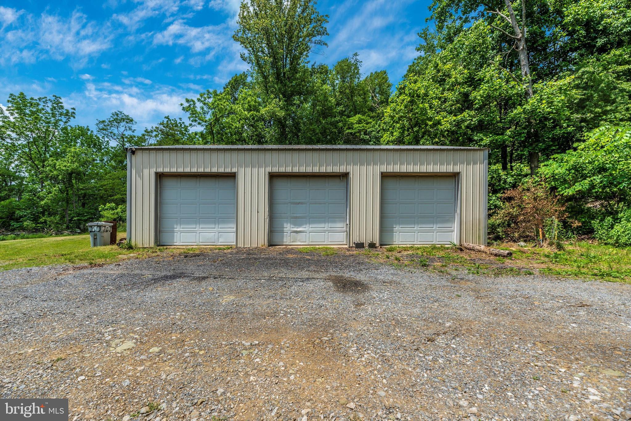9314 Hawbottom Road Middletown, MD 21769 - Photo 3 of 51 Gallery Image 3