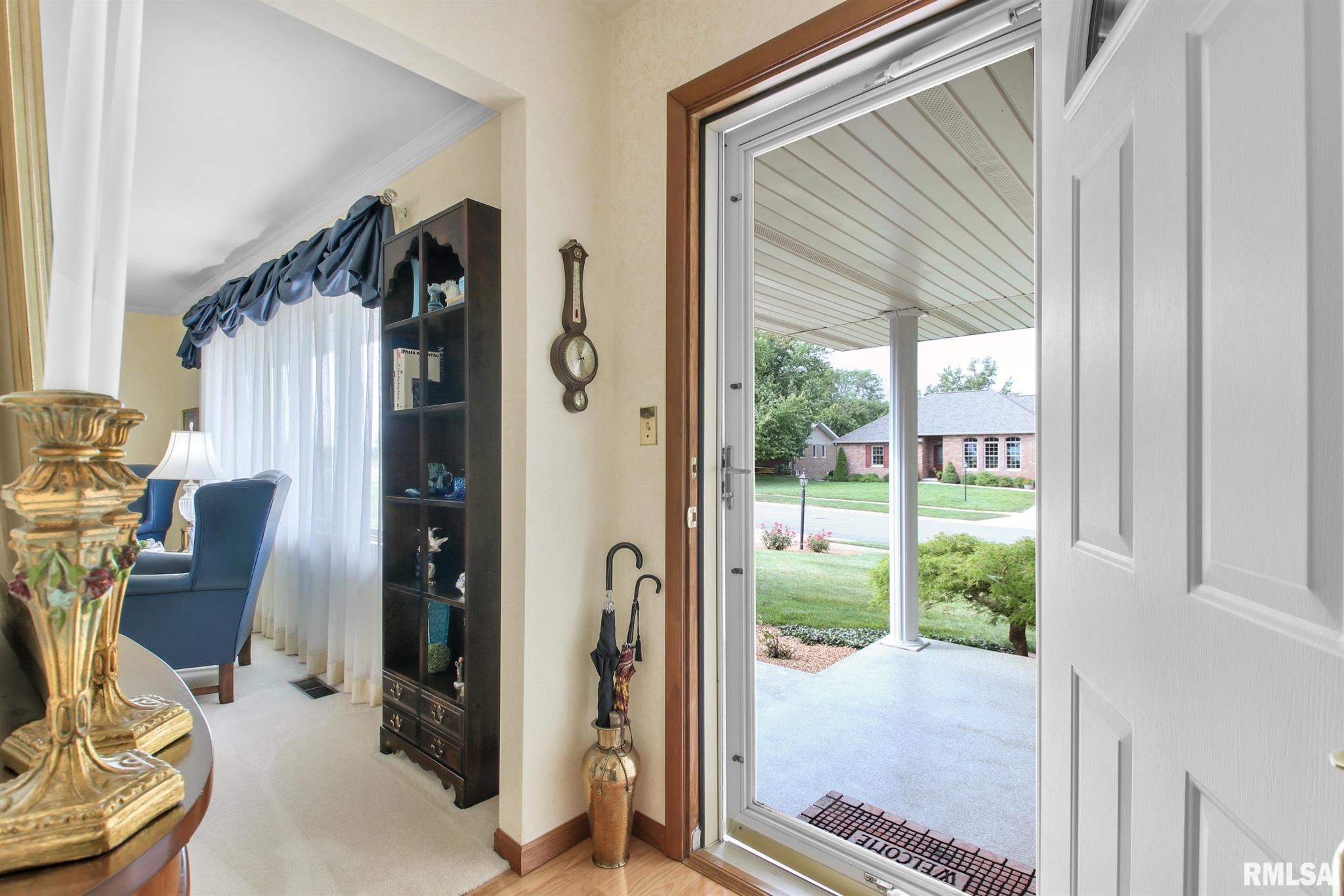 1204 Kingsbury Road Washington, IL 61571 - Photo 29 of 35 Gallery Image 29