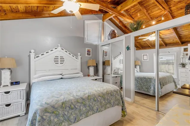 $995,000 | 106 Live Oak Street, New Smyrna Beach, FL 32168