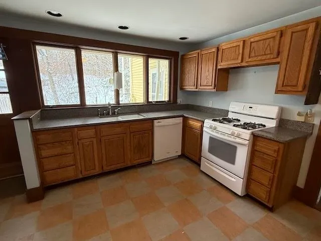 $445,000 | 24 Willaby Colby Lane, Warner, NH 03278