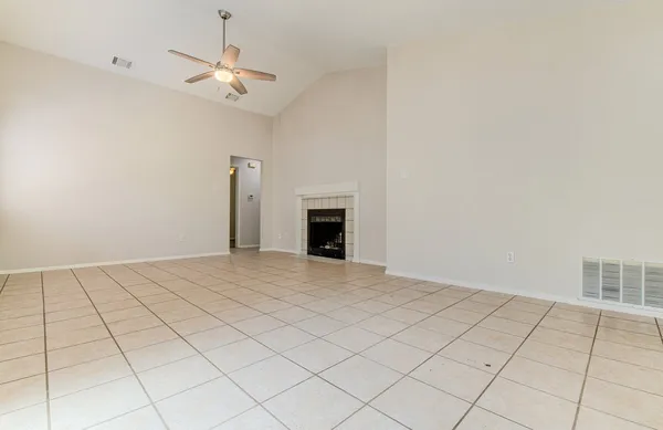 $1,900 | 12922 Meehan Drive, Austin, TX 78727