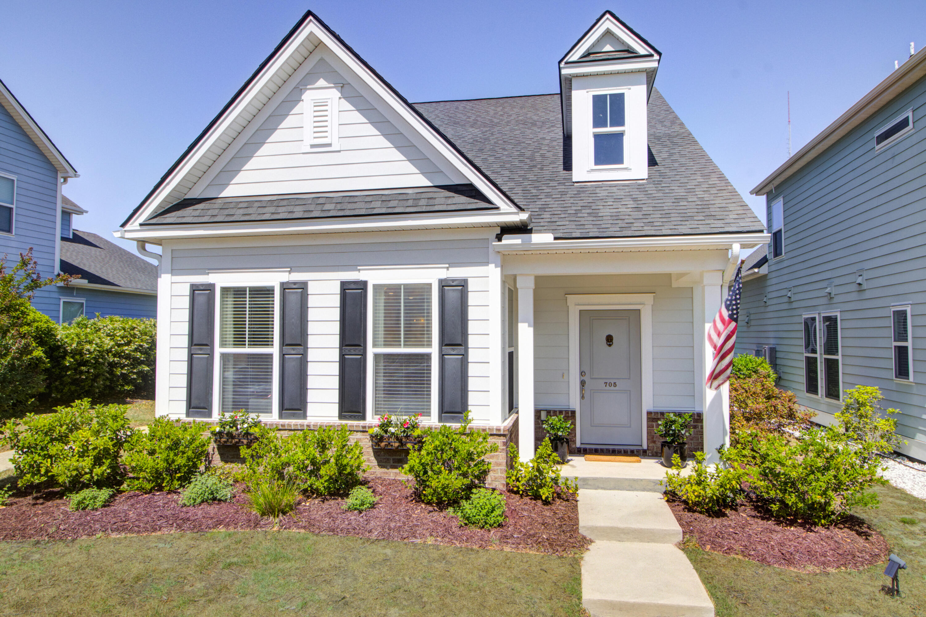 705 Rathall Creek Drive Charleston, SC 29492 - Photo 2 of 53 705 Rathall Creek Dr (57)