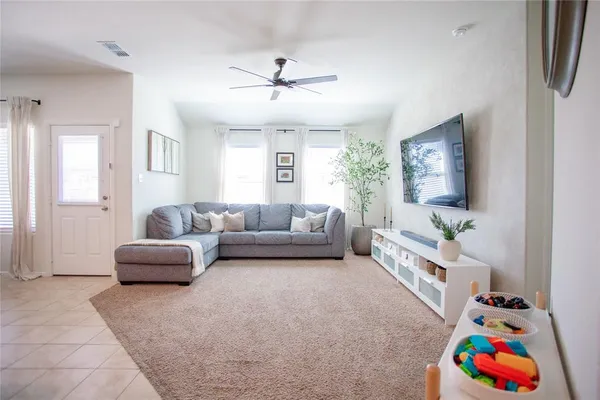 $2,150 | 6928 Helm Lane, Fort Worth, TX 76179