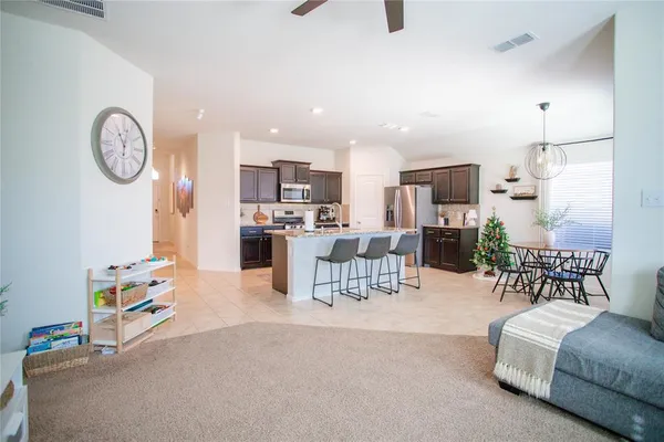 $2,150 | 6928 Helm Lane, Fort Worth, TX 76179