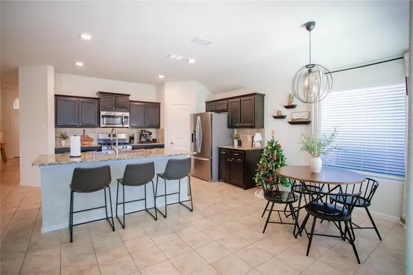 $2,150 | 6928 Helm Lane, Fort Worth, TX 76179