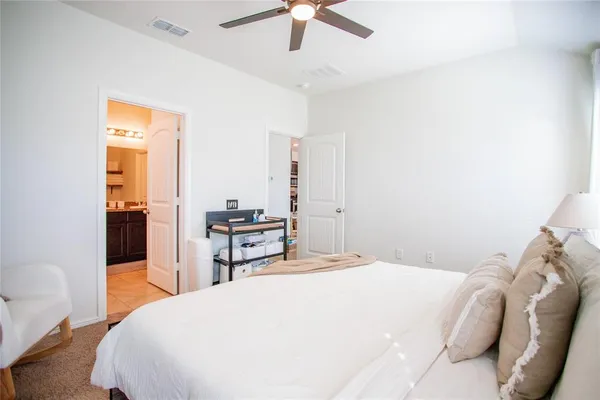 $2,150 | 6928 Helm Lane, Fort Worth, TX 76179