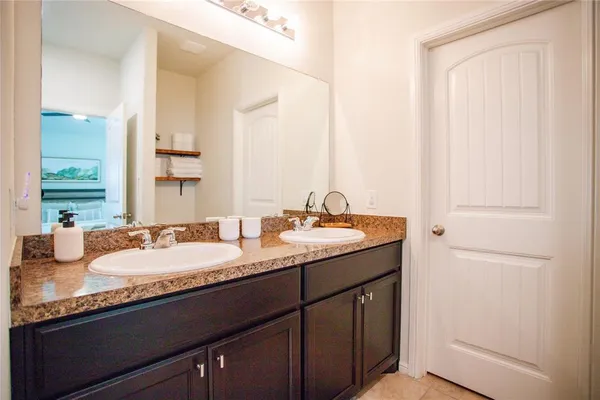 $2,150 | 6928 Helm Lane, Fort Worth, TX 76179