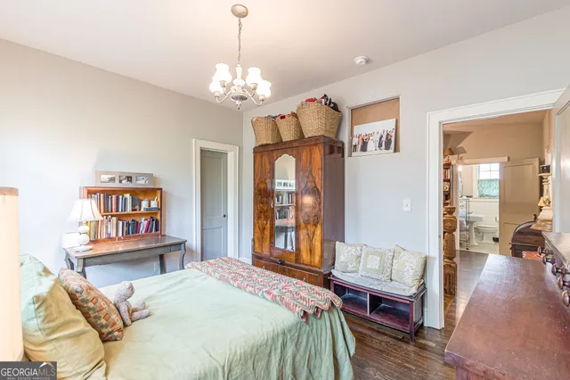 $3,900 | 1878 A Cambridge Avenue, College Park, GA 30337