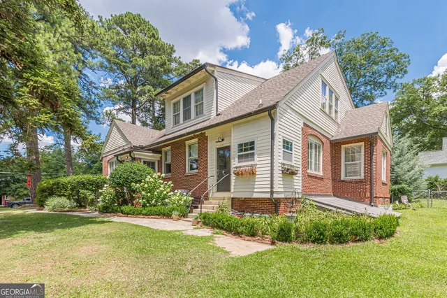 $3,900 | 1878 A Cambridge Avenue, College Park, GA 30337
