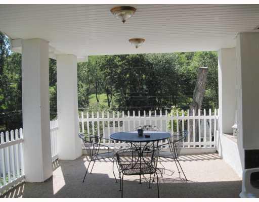 249 Spring Valley Road Jeannette, PA 15644 - Photo 7 of 10 Patio/Deck.