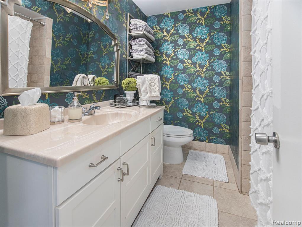 240 Maplehill Road Rochester Hills, MI 48306 - Photo 28 of 35