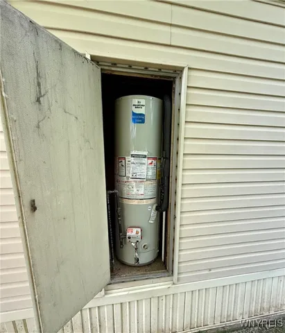 $42,000 | 181 Carefree Lane, Cheektowaga, NY 14227